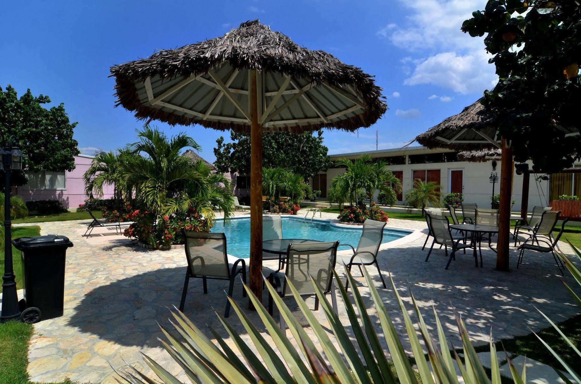 Executive Villas Port-au-Prince Exterior photo